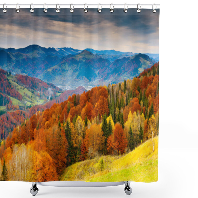 Personality  Autumn Shower Curtains