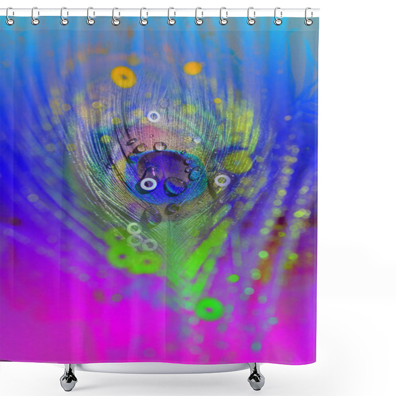 Personality  Peacock Feather In Blurred Glitter Circles Shower Curtains