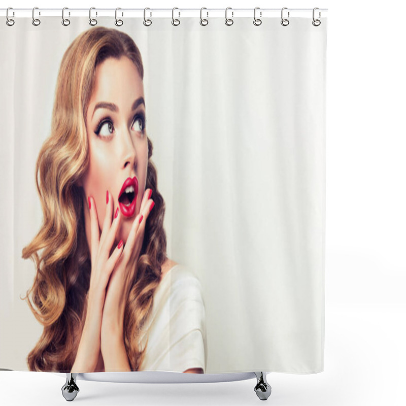 Personality  Surprised Girl Screaming Shower Curtains