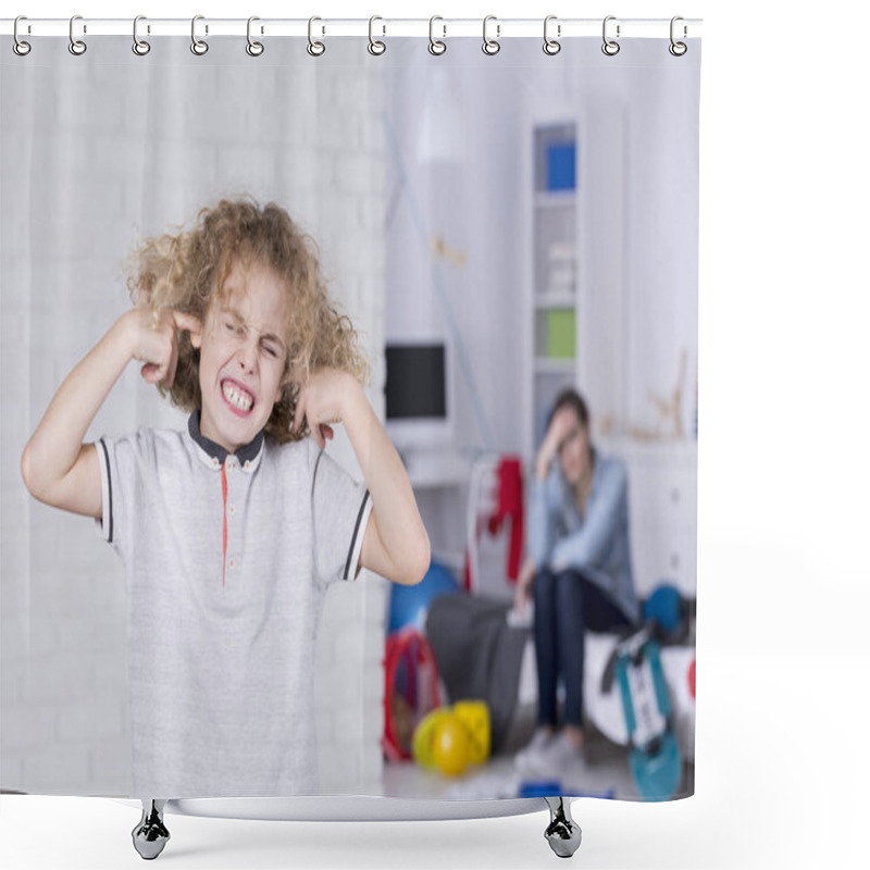 Personality  Boy With Plugged Ears Shower Curtains