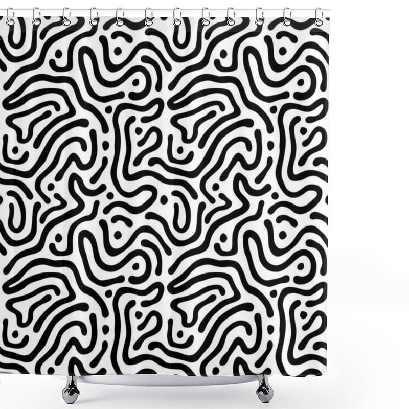 Personality  Vector Seamless Maze Pattern. Abstract Wavy Black And White Background. Shower Curtains