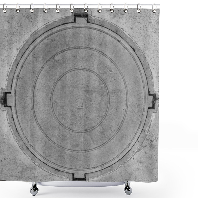 Personality  The Hatch Cover, Rough Edge, Rim Isolated, Metal, Grunge Manhole Cover In The Concrete Floor,the Background Image Shower Curtains