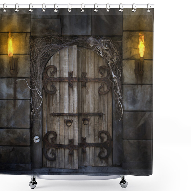 Personality  Spooky Door Shower Curtains