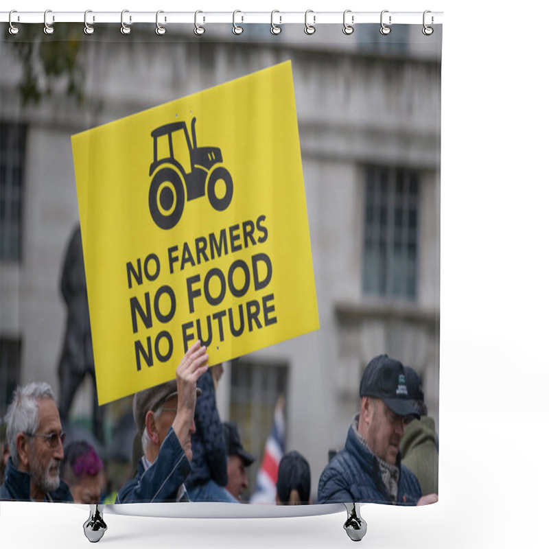 Personality  London, UK. 19th Nov 2024. Protester With Sign At The London Farming Rally In Whitehall, In Protest Of The Government's Plans To Cut Agricultural Property Relief On Inheritance Tax To 50% For Farms. Shower Curtains