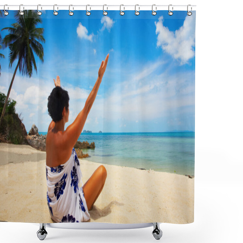 Personality  Breathe Shower Curtains