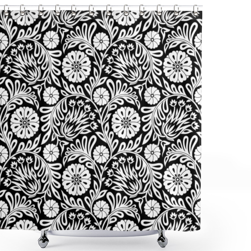 Personality  Seamless Black And White Floral Wallpaper Shower Curtains