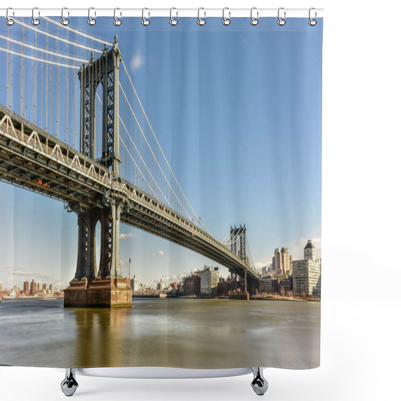 Personality  Manhattan Bridge View Shower Curtains