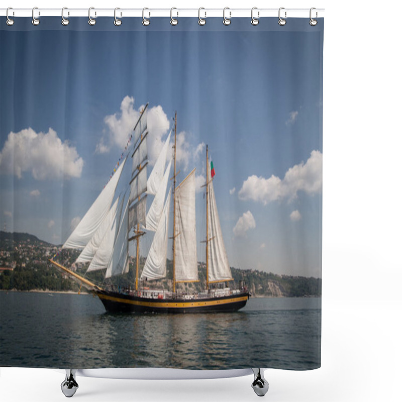 Personality  Old Ship With White Sales, Sailing In The Sea Shower Curtains