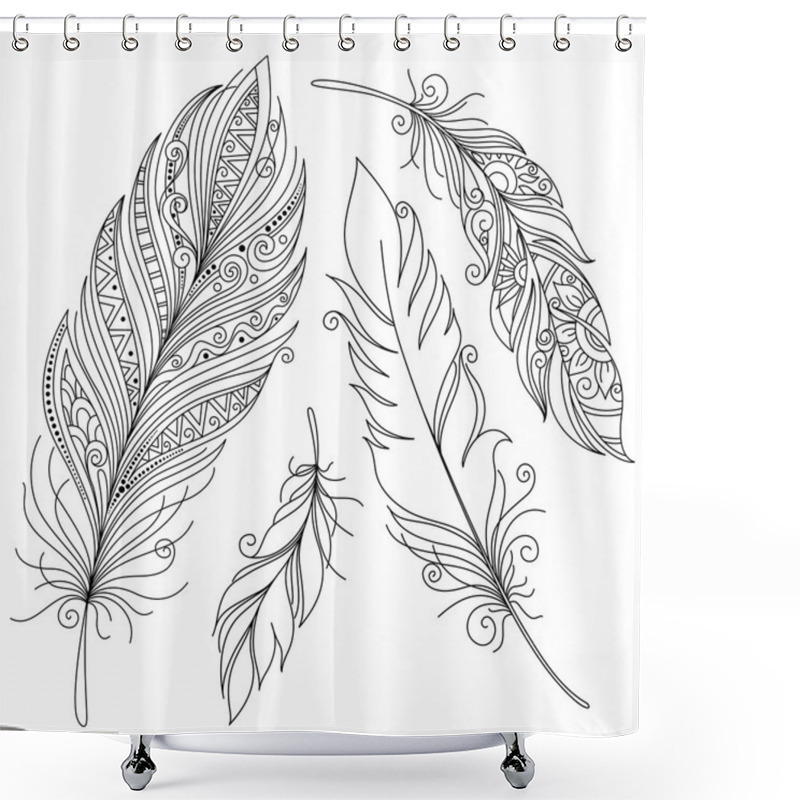 Personality  Monochrome Ornate Decorative Feather Shower Curtains