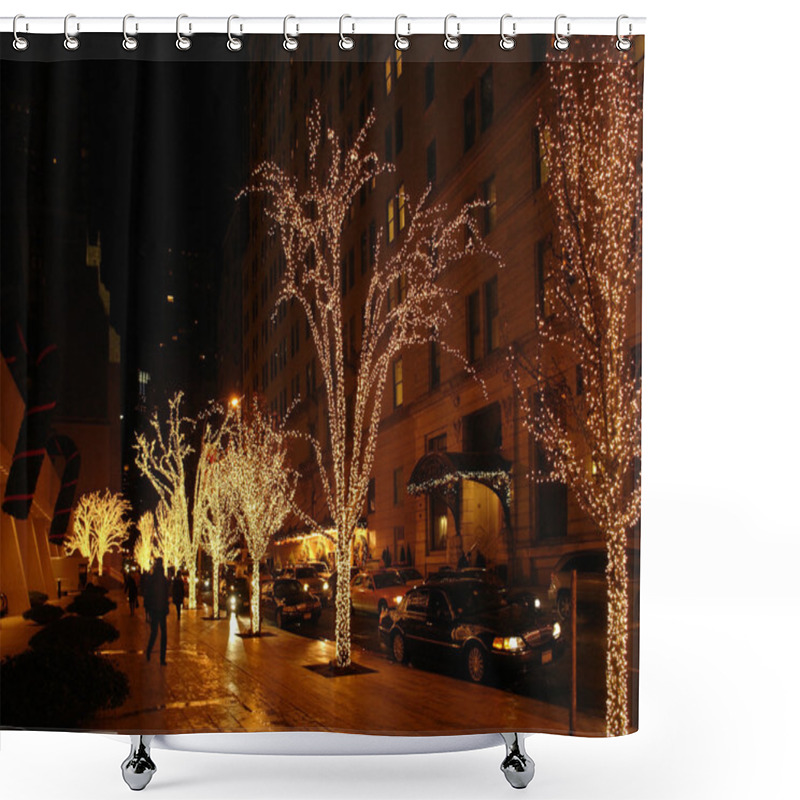 Personality  New York Street Scenery At Christmas Time Shower Curtains