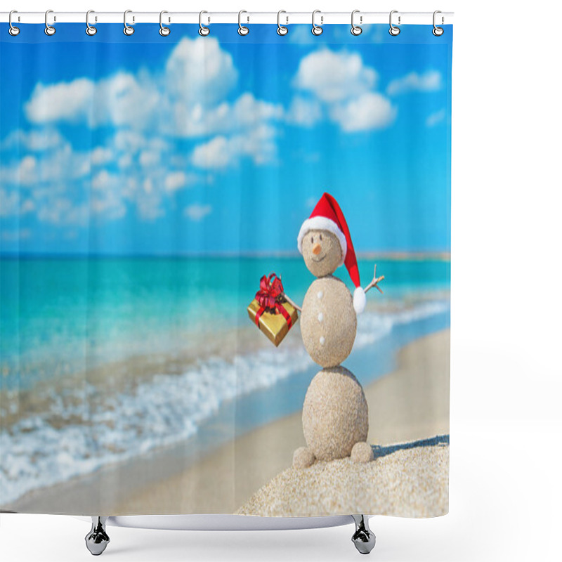 Personality  Smiley Sandy Snowman At Beach In Christmas Hat Shower Curtains