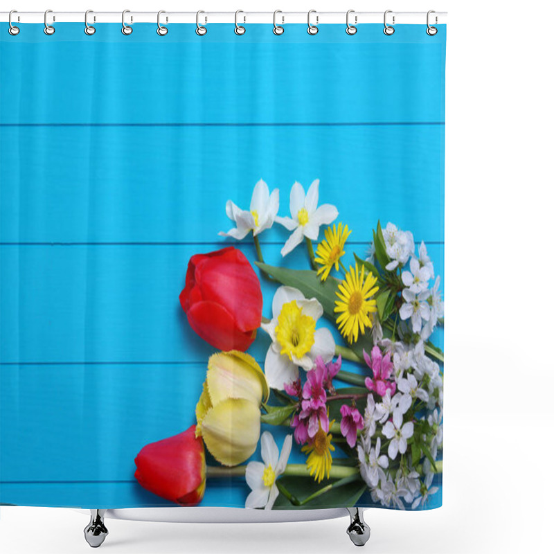 Personality  Tulips On A Wooden Background Shower Curtains