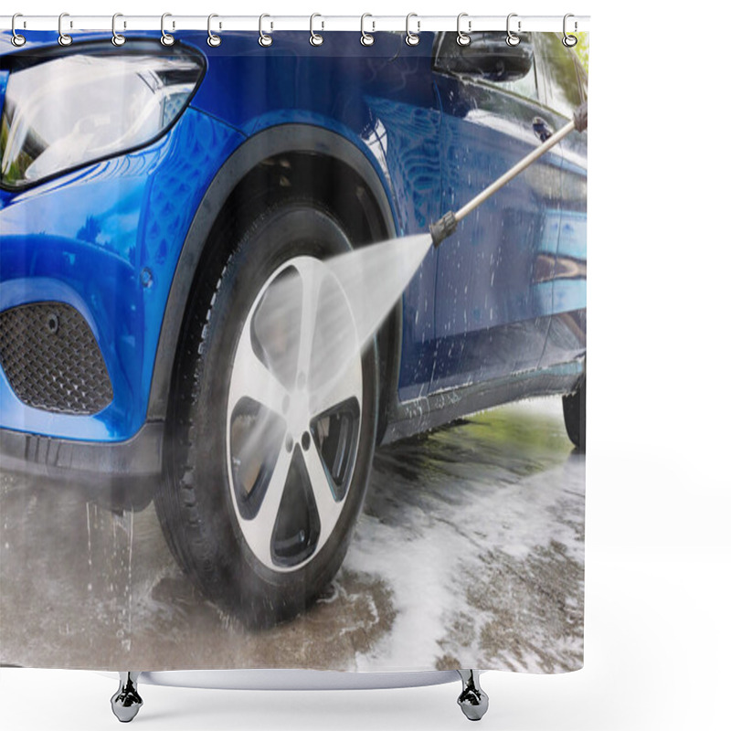 Personality  Car Washing Under The Water Pressure. Shower Curtains