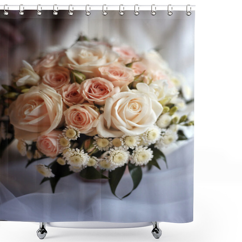 Personality  Wedding Bouquet Shower Curtains