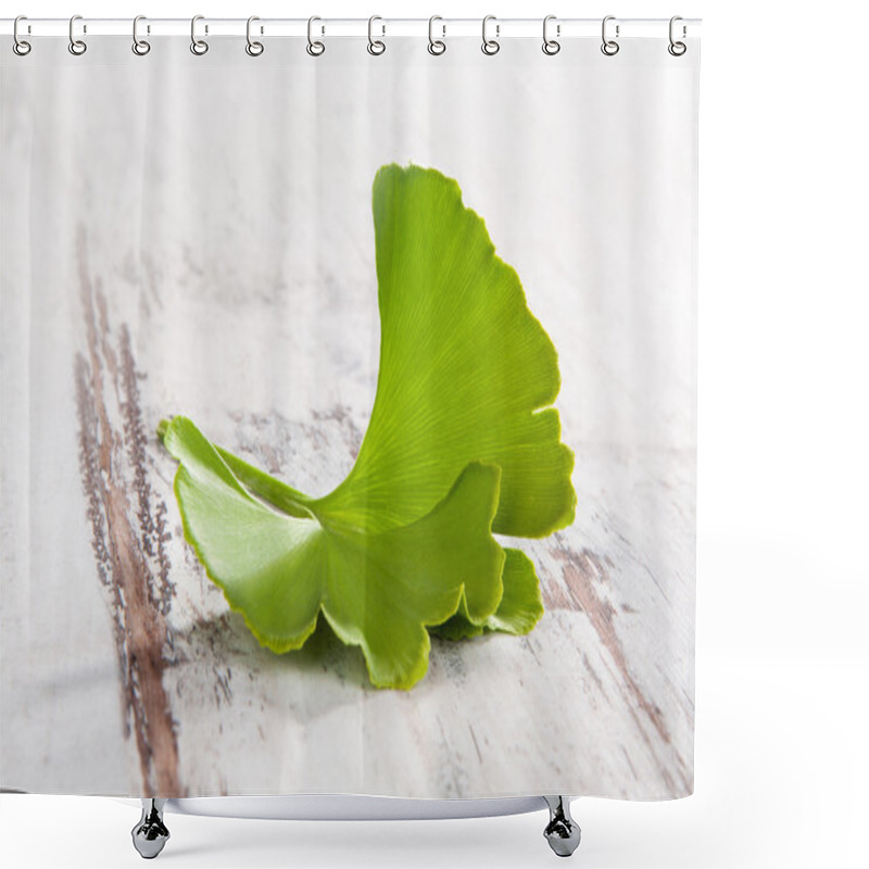 Personality  Ginkgo Leaf. Shower Curtains