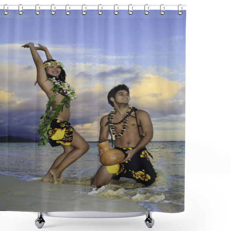 Personality  Couple Dancing Hula By The Ocean Shower Curtains