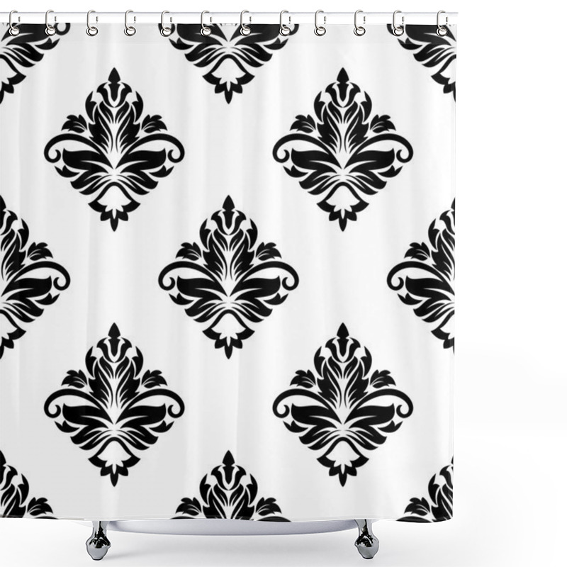 Personality  Geometric Arabesque Pattern With Floral Motif Shower Curtains