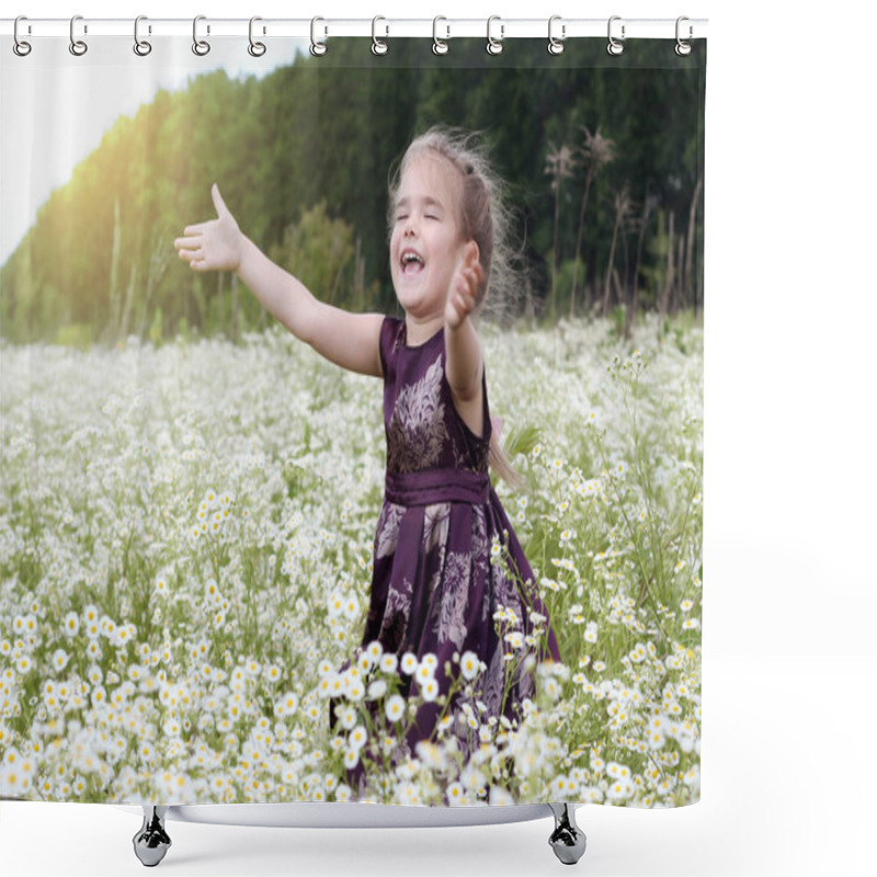 Personality  Happy Childhood Concept Shower Curtains