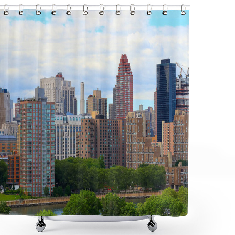 Personality  Roosvelt Island Skyline In New York City, USA Shower Curtains