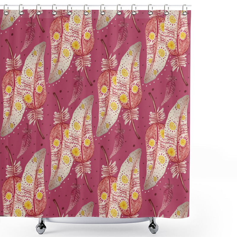 Personality  003-FEATHERS C03 PAT-05 Shower Curtains