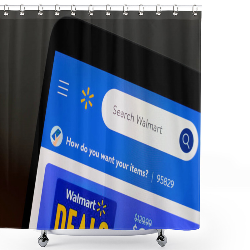 Personality  July 9, 2024, Paraguay. In This Photo Illustration, The Walmart Logo Is Displayed On The Website On The Smartphone Screen. Shower Curtains