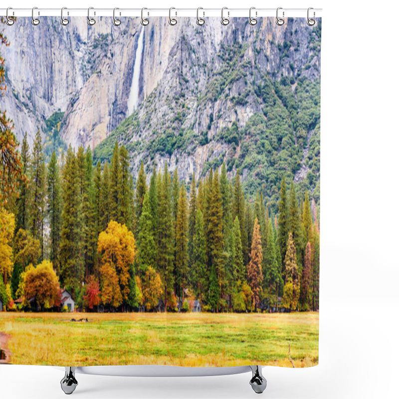 Personality  Park Valley With Waterfall Shower Curtains