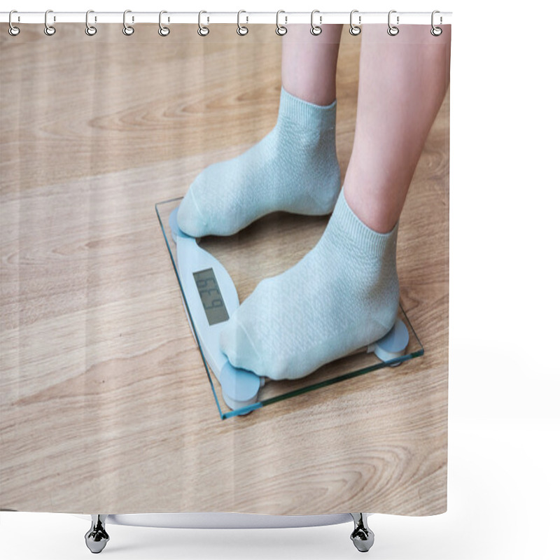 Personality  Woman's Legs Standing On The Scales Shower Curtains