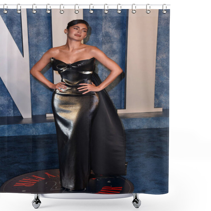 Personality  LOS ANGELES - MAR 12:  Kylie Jenner At The 2023 Vanity Fair Oscar Party At The Wallis Annenberg Center For The Performing Arts On March 12, 2023 In Beverly Hills, CA Shower Curtains