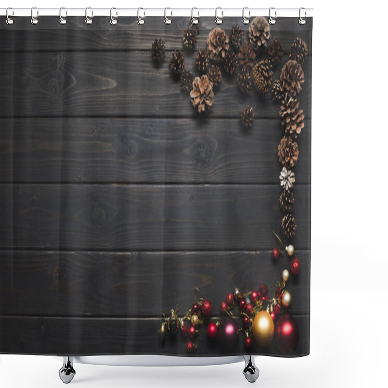 Personality  Pine Cones And Christmas Balls Shower Curtains