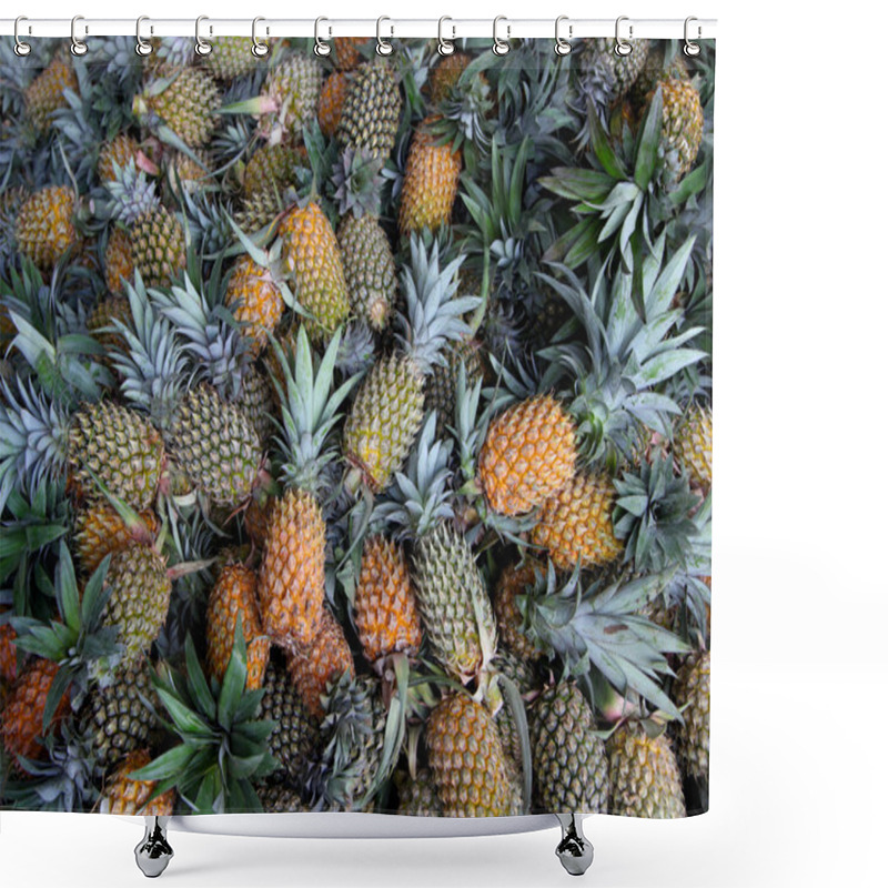 Personality  Pineapples Shower Curtains