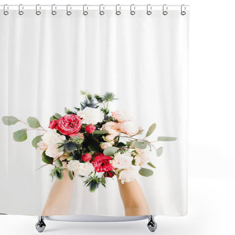 Personality  Girl's Hands Holding Beautiful Flowers Bouquet Shower Curtains