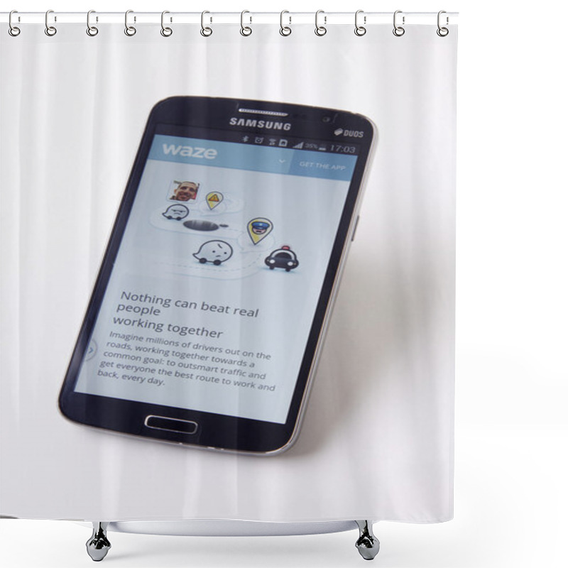 Personality  Phone With Runnig Application Shower Curtains