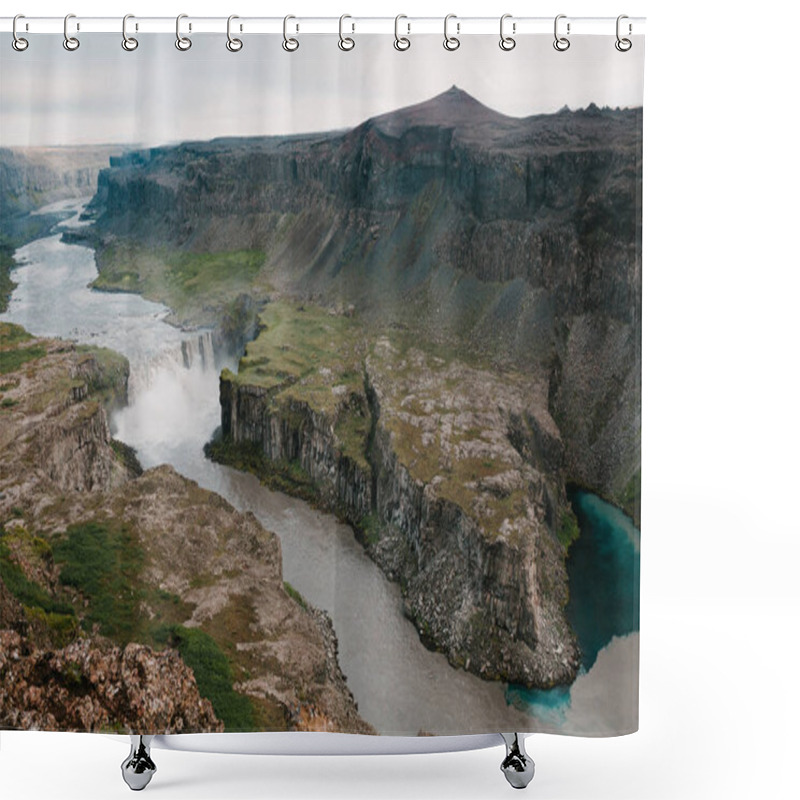 Personality  Nature Shower Curtains