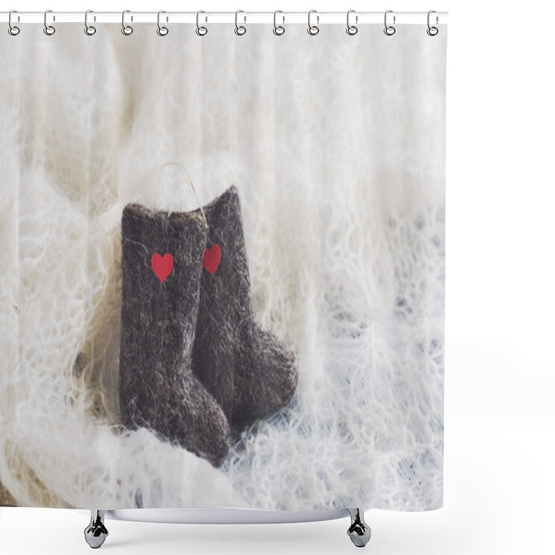 Personality  Tiny Felted Valenki With Hearts On Knitted Downy Shawl Shower Curtains