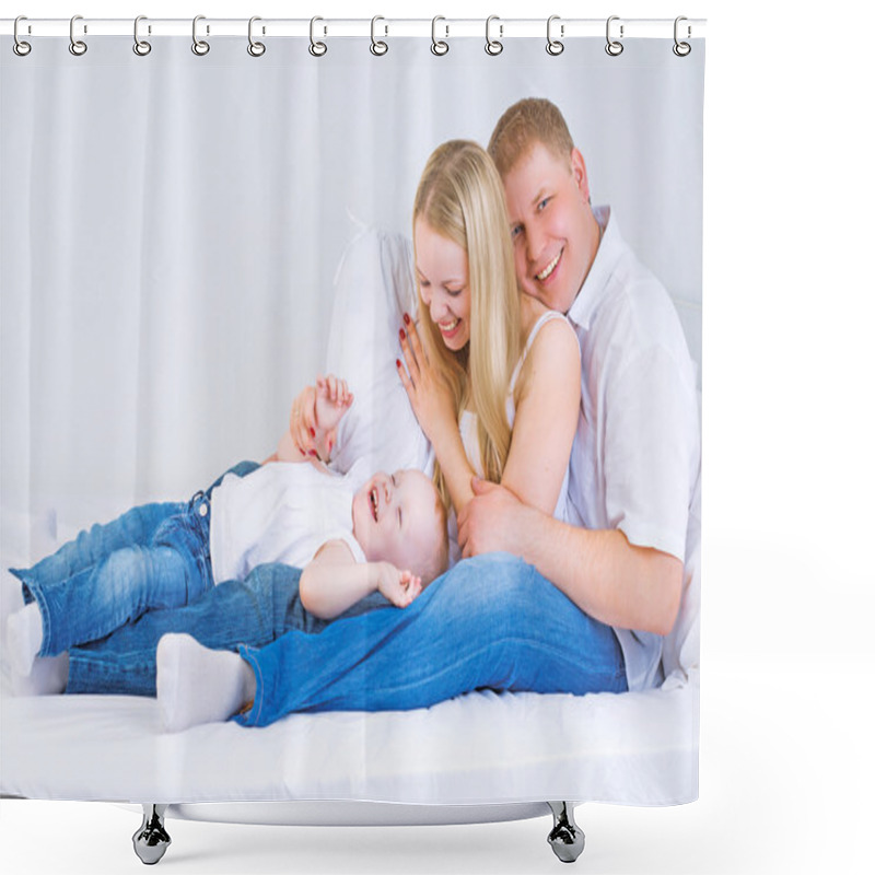 Personality  Happy Family Shower Curtains