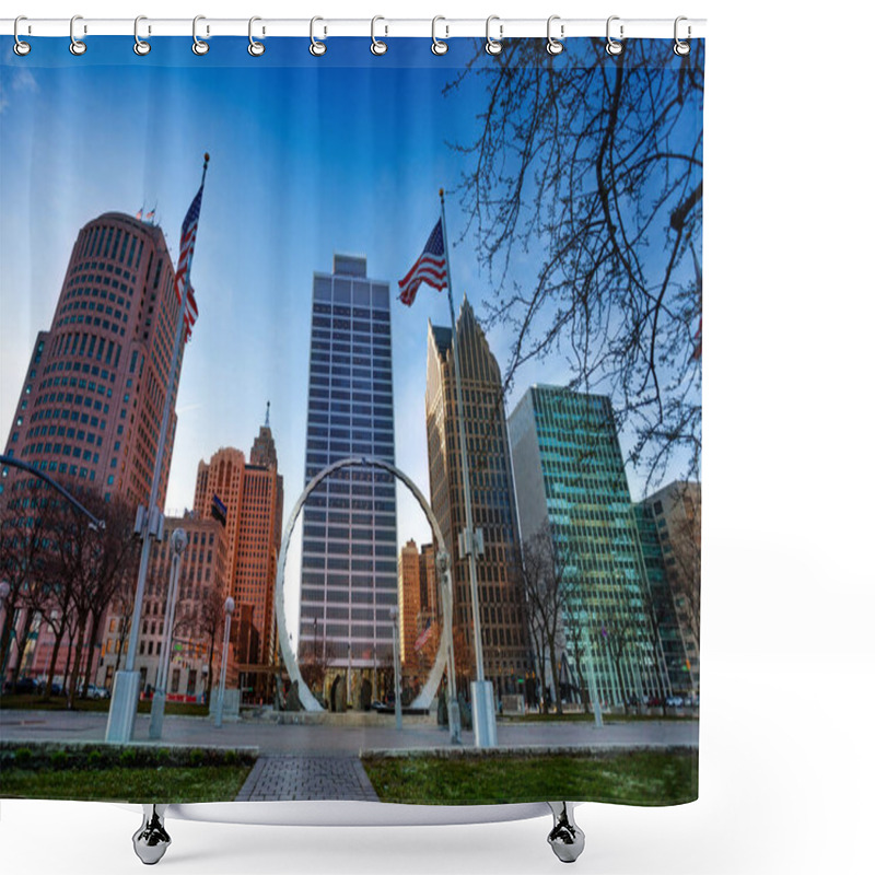 Personality  Michigan Labor Legacy Monument On Hart Plaza Near River Embarkment In Detroit, USA With American Flags Over City Downtown Shower Curtains