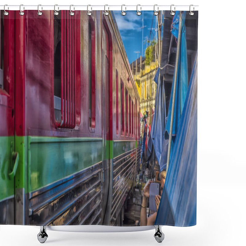 Personality  Tourists Take Photo At The Train Running Through The Most Popula Shower Curtains