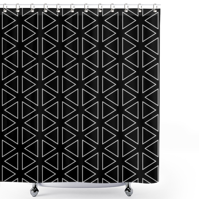 Personality  Seamless Geometric Texture. Shower Curtains