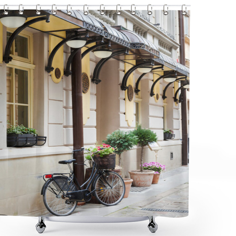 Personality  Old Bicycle Carrying Flowers And Tree In Flower Pot As Decoratio Shower Curtains