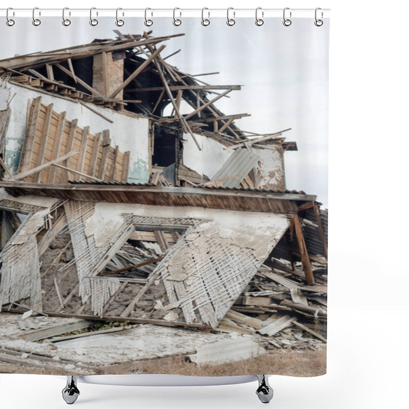 Personality  Ruins Of Old Destroyed Building. Country Scene Shower Curtains