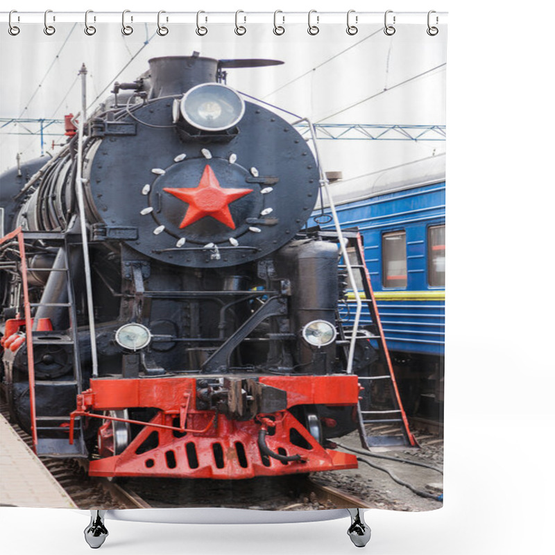 Personality  Old Steam Train Shower Curtains