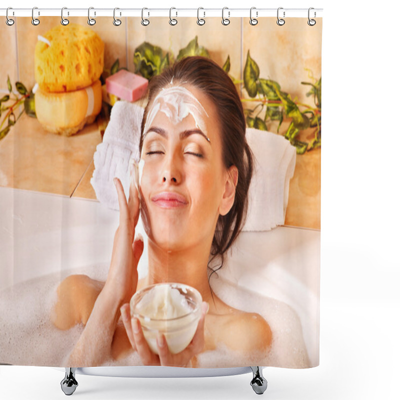 Personality  Natural Homemade Facial Masks . Shower Curtains