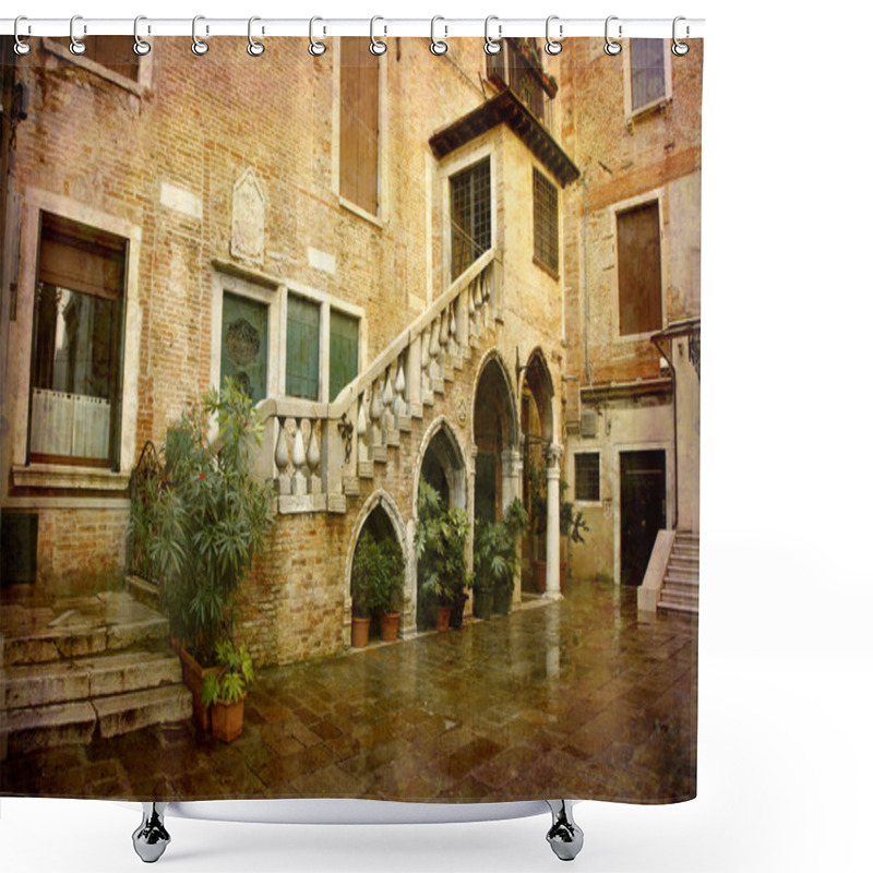 Personality  Nice Mansion Venice Shower Curtains