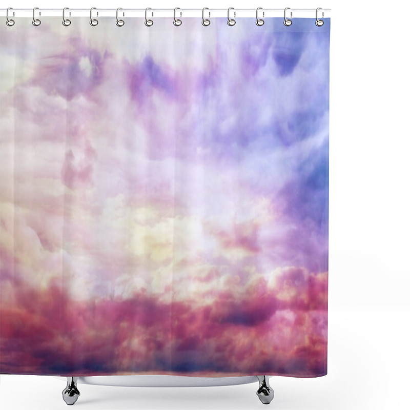 Personality  Vanilla Swirl Of Clouds Shower Curtains