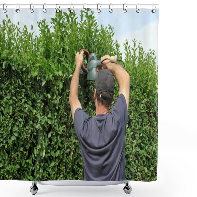 Personality  Cut Back Gardening,hedge Shower Curtains