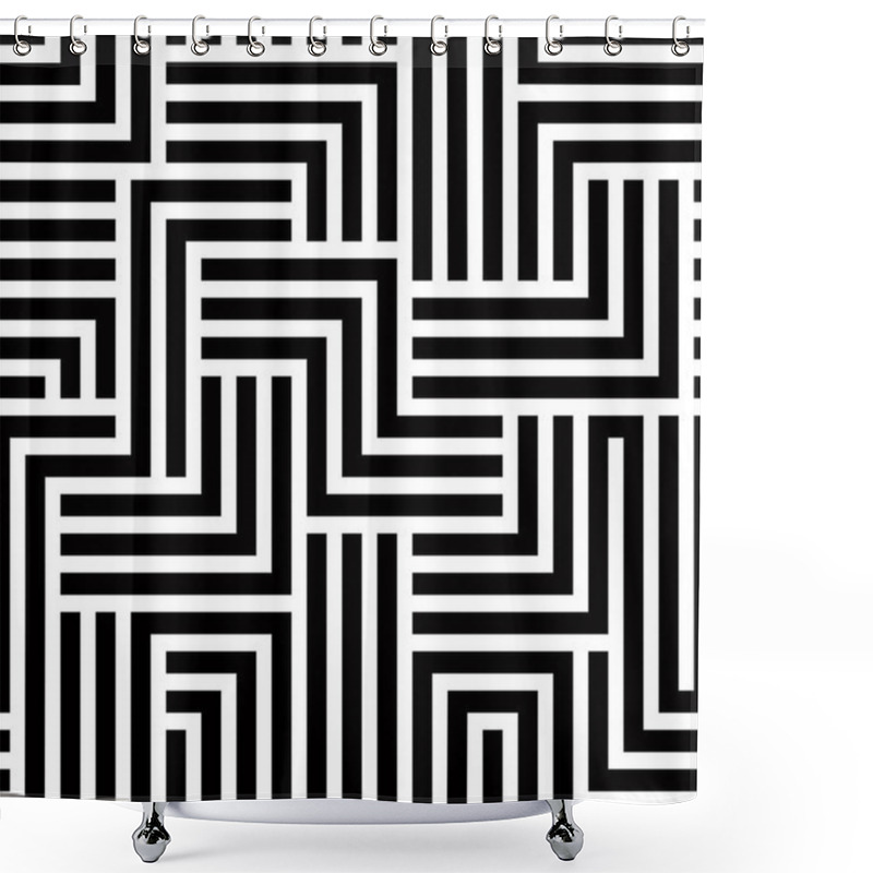 Personality  Maze Seamless Pattern. Shower Curtains