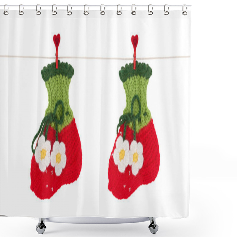 Personality  Children's Socks On A Linen Rope. Shower Curtains