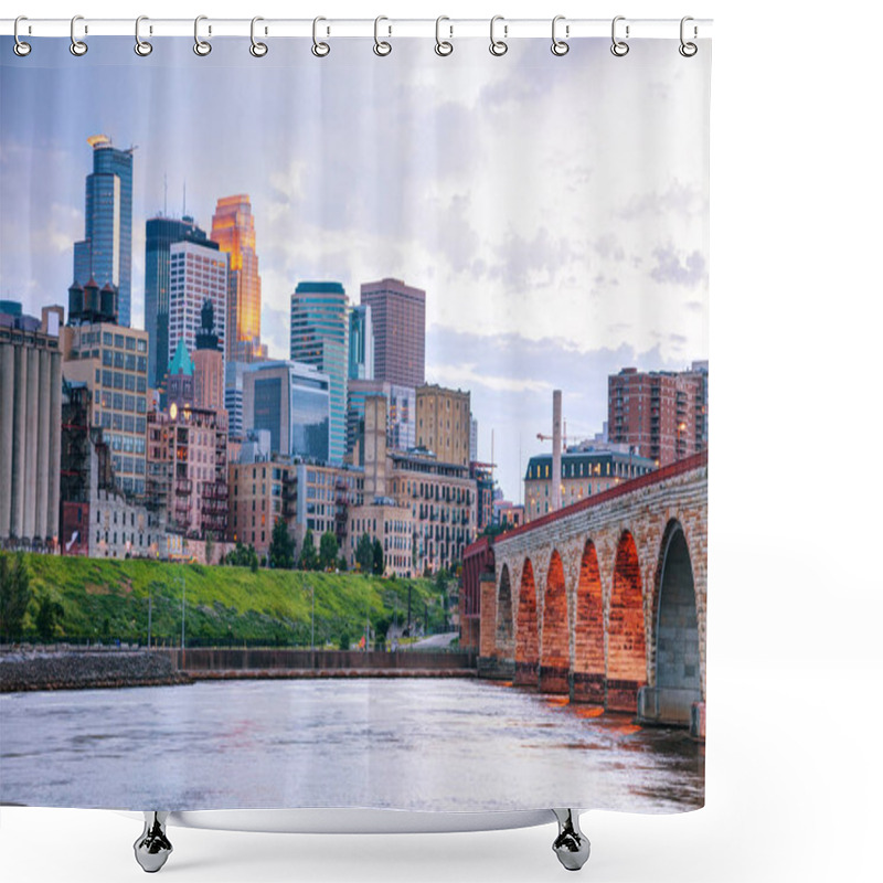 Personality  Minnesota At Night Time Shower Curtains