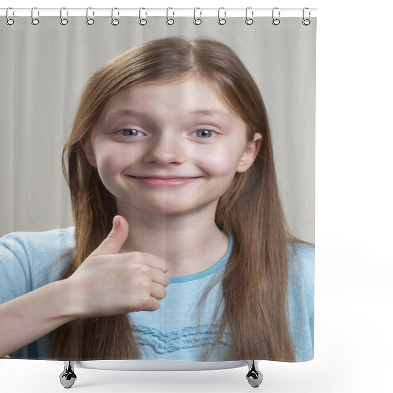 Personality  Thumb Up! Shower Curtains