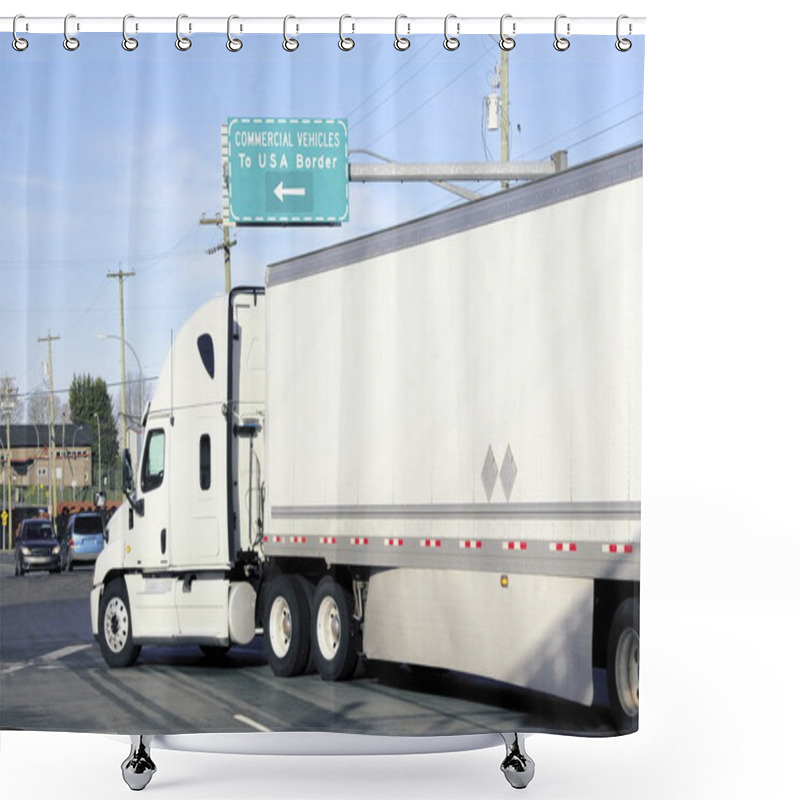 Personality  USA Commercial Vehicle Lane Shower Curtains